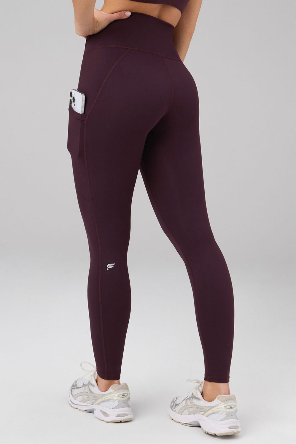 ON-THE-GO HIGHWAISTED LEGGING-SHORT
