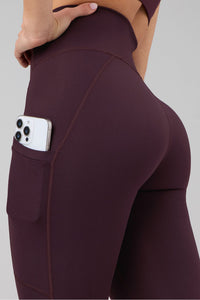 ON-THE-GO HIGHWAISTED LEGGING-SHORT