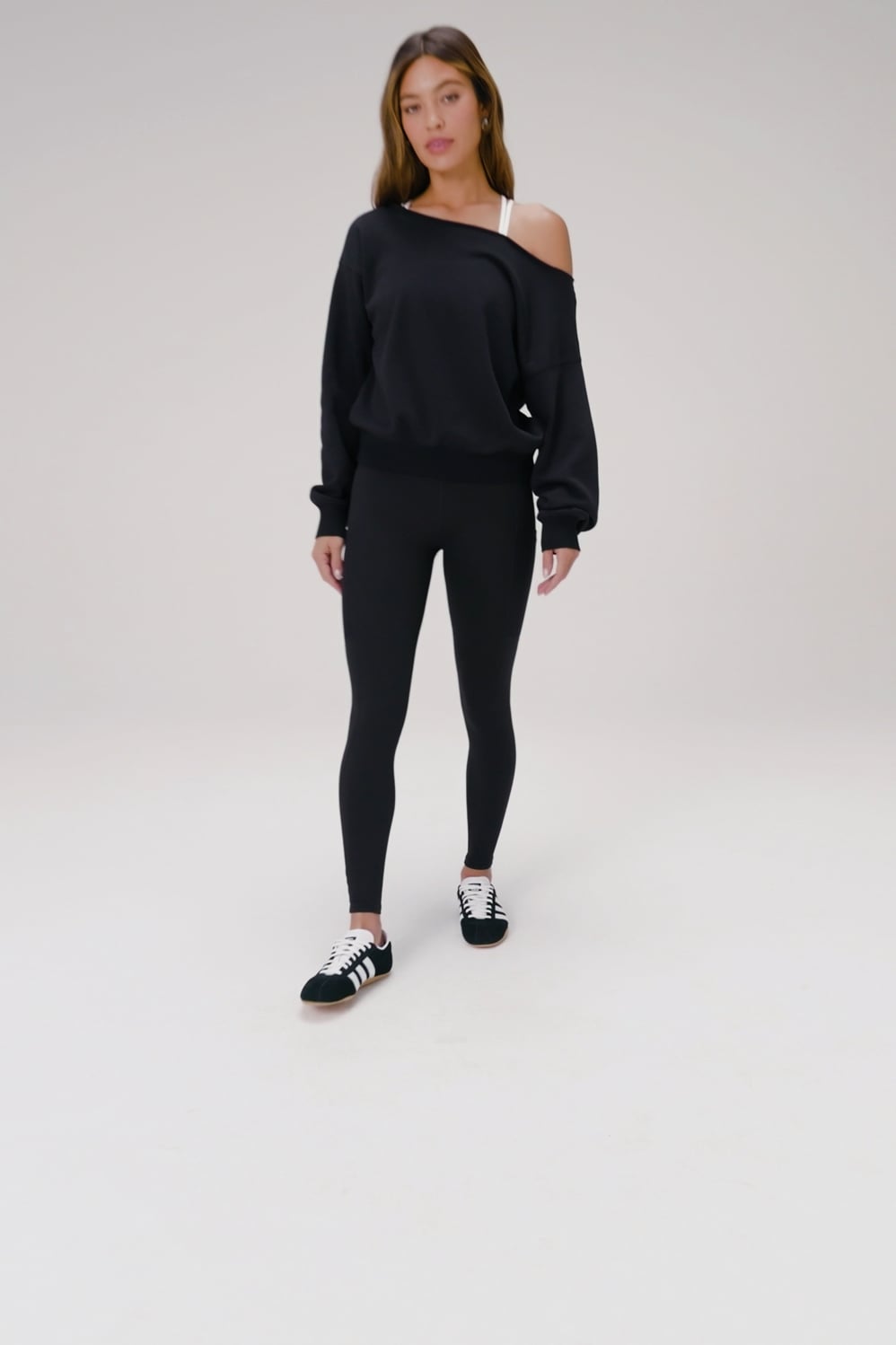 ON-THE-GO HIGHWAISTED LEGGING-SHORT