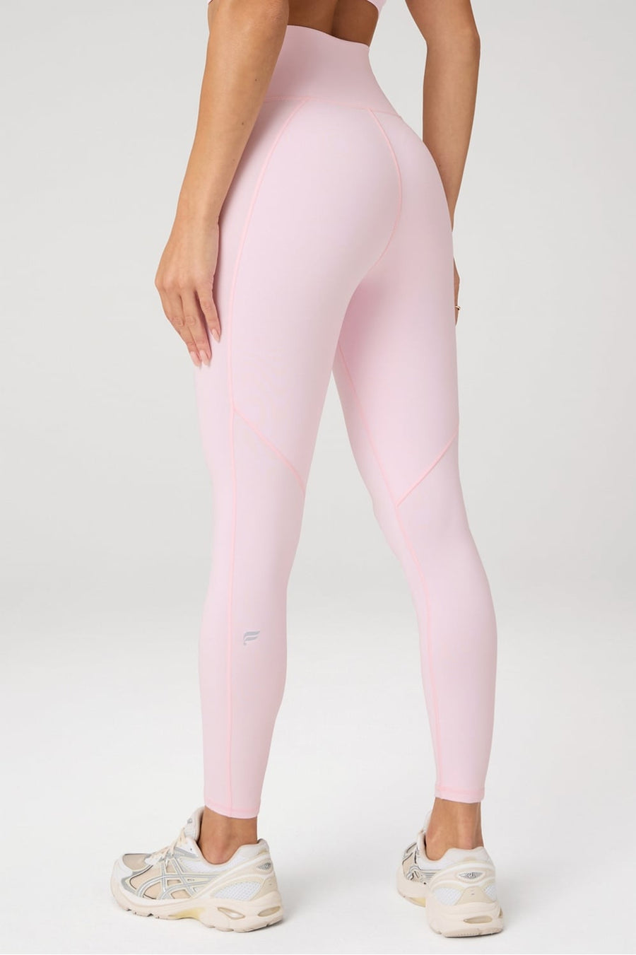 DEFINE HIGH-WAISTED 7-8