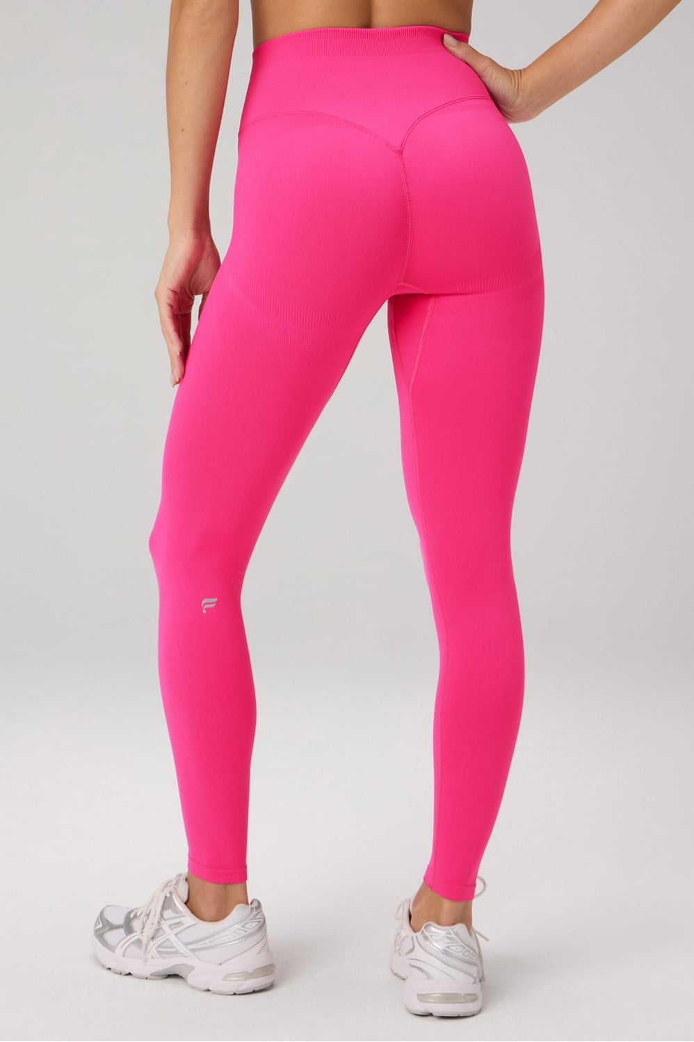 SEAMLESS SCRUNCH LEGGING
