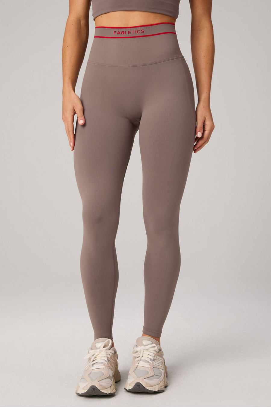 SEAMLESS SCRUNCH LEGGING-SHORT