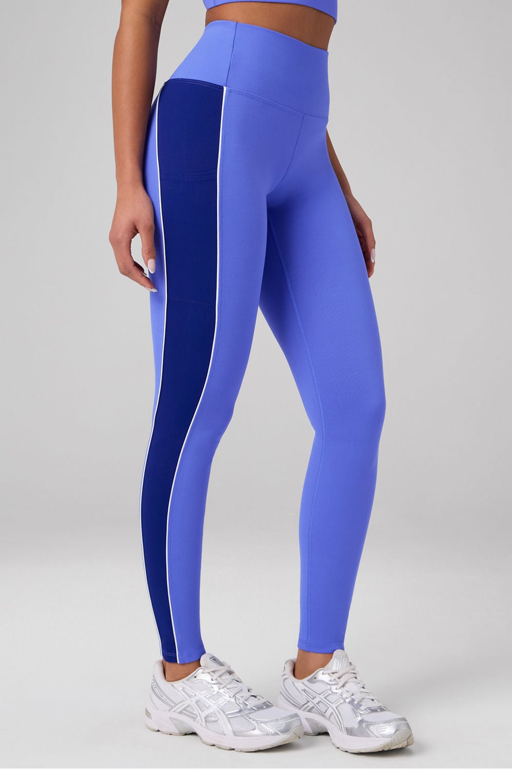 ON-THE-GO HIGH-WAISTED LEGGING