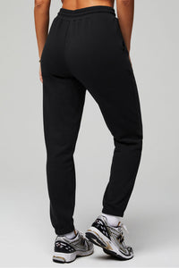 YEAR ROUND TERRY HIGH-WAISTED SWEATPANT - SHORT
