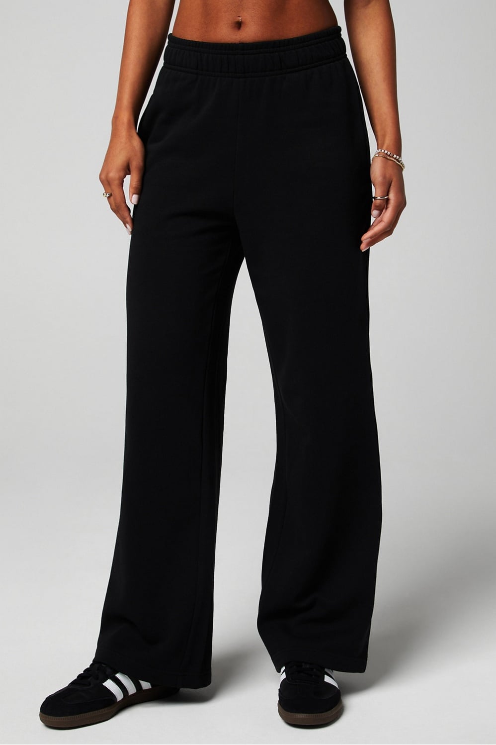 YEAR ROUND TERRY WIDE LEG SWEATPANT-SHORT