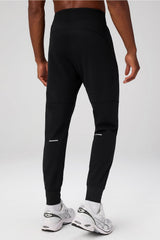 THE ALTITUDE JOGGER