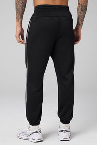 THE GRIDTECH JOGGER PIPED