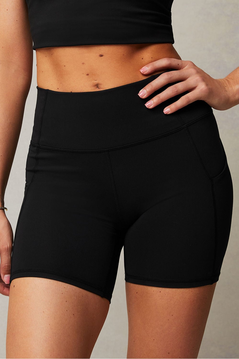OASIS HIGH-WAISTED POCKET SHORT 6"